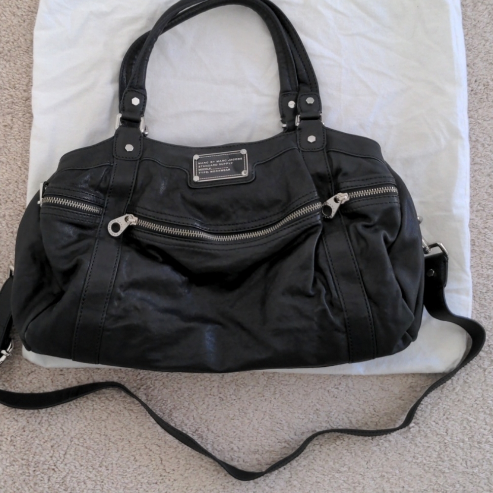 Marc by Marc Jacobs leather handbag